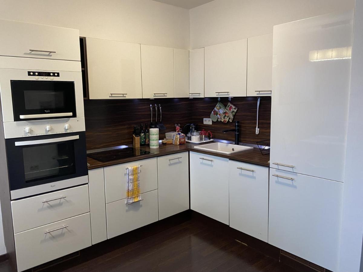 Apartamento Fantastic View From The 20Th Floor Bratislava Exterior foto